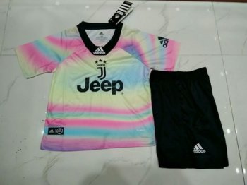 maglia Juventus bambino iridescente in edizione limitata