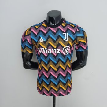 Versione del giocatore maglia Juventus formazione colori 2023