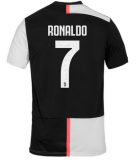 prima maglia Juventus Ronaldo 2020