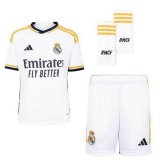 prima maglia Real Madrid bambino 2024 con calze