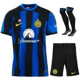 prima maglia Inter bambino 2024 con calze